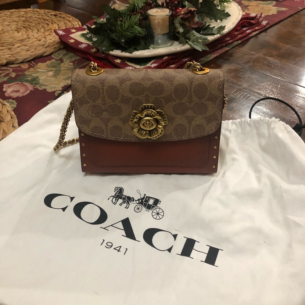 Crossbody bag